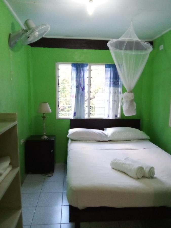 Island Home Honiara Kültér fotó