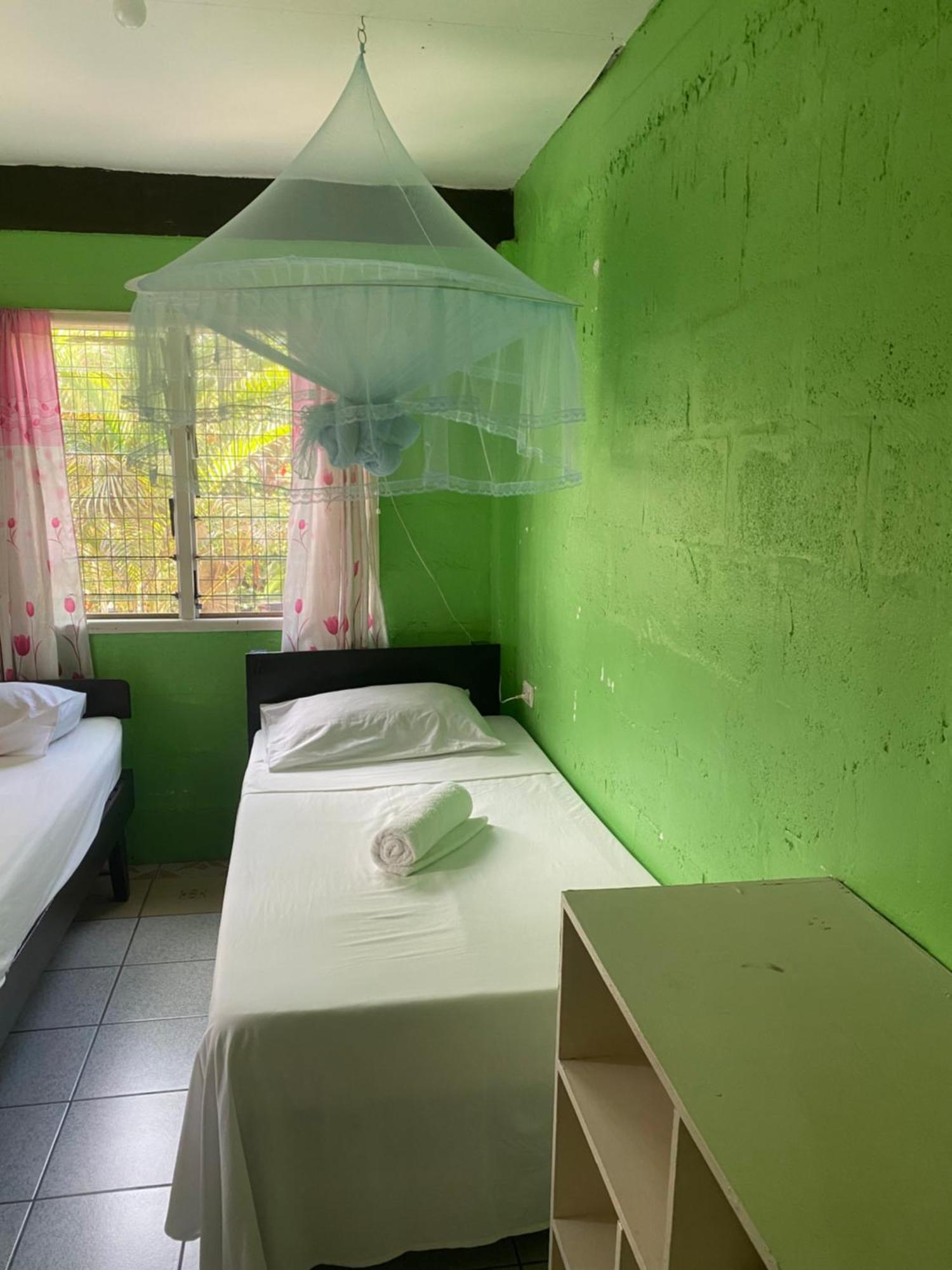 Island Home Honiara Kültér fotó